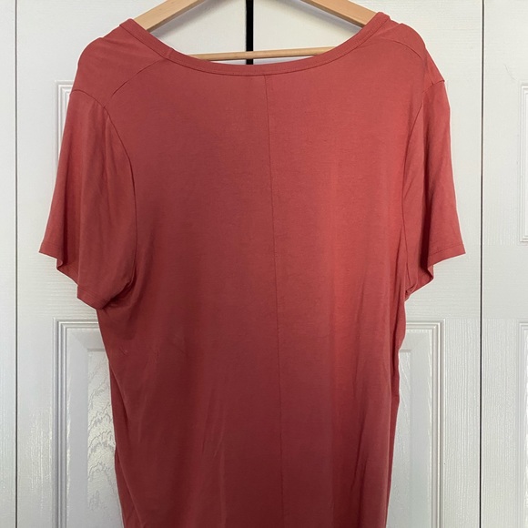 peach target t-shirt - Picture 2 of 3
